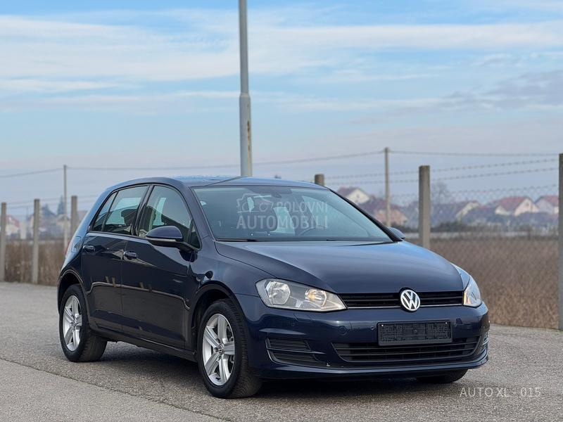 Volkswagen Golf 7 1.2 TSI // NAV