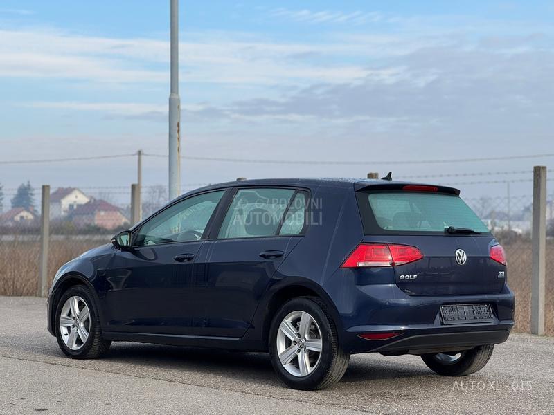 Volkswagen Golf 7 1.2 TSI // NAV