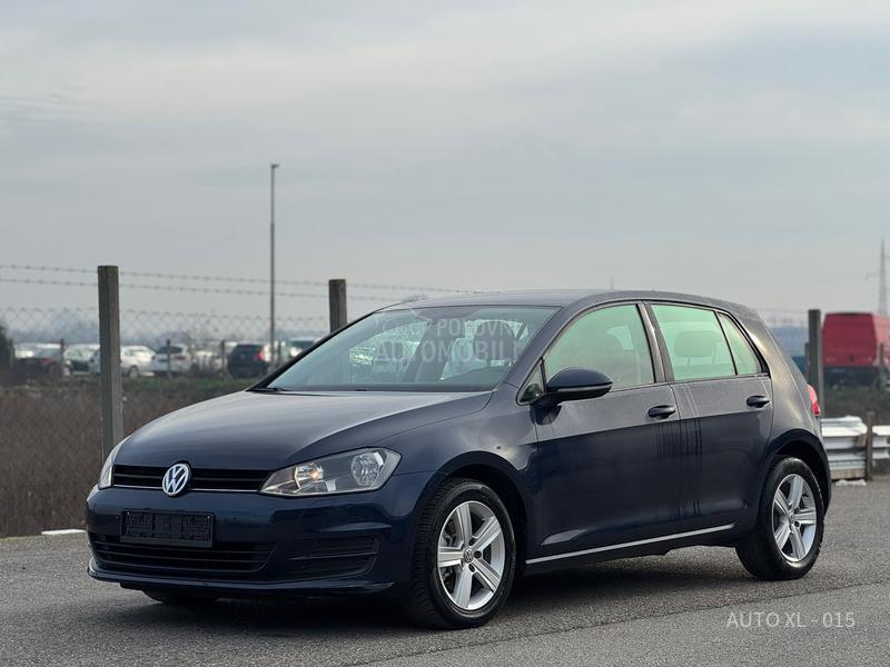 Volkswagen Golf 7 1.2 TSI // NAV