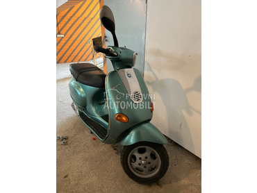 Piaggio Vesoa et 4 125