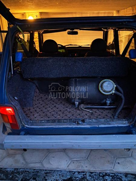 Lada Niva 
