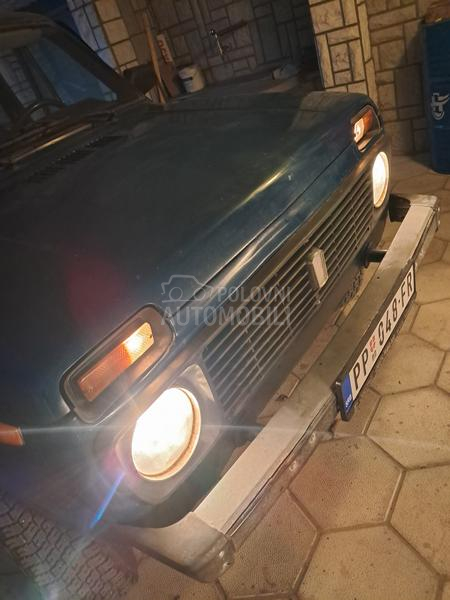 Lada Niva 