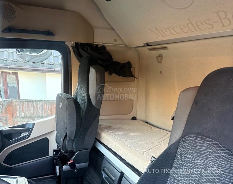 Mercedes Benz Actros 1845 MEGA