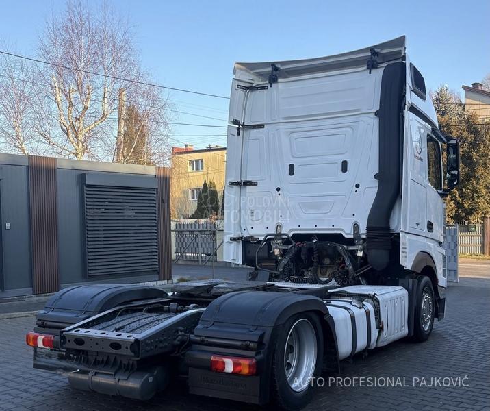 Mercedes Benz Actros 1845 MEGA