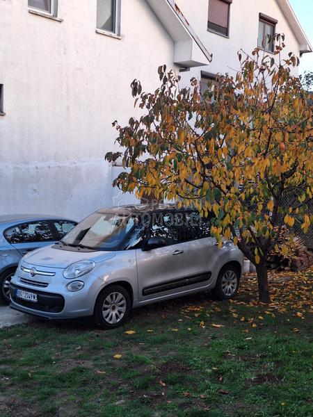 Fiat 500L pop star