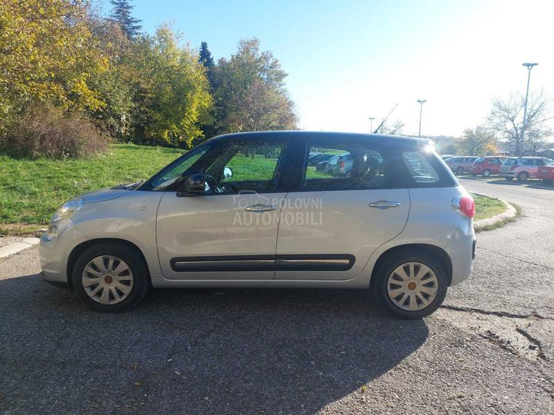 Fiat 500L pop star