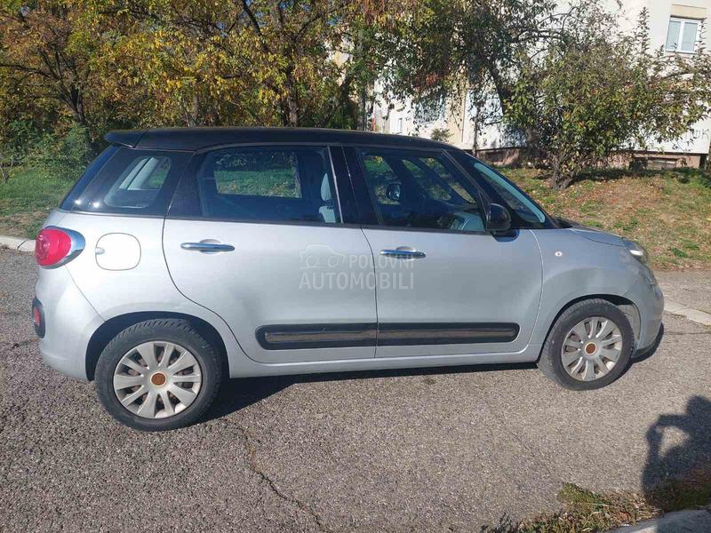 Fiat 500L pop star