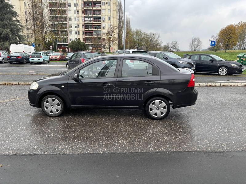 Chevrolet Aveo 