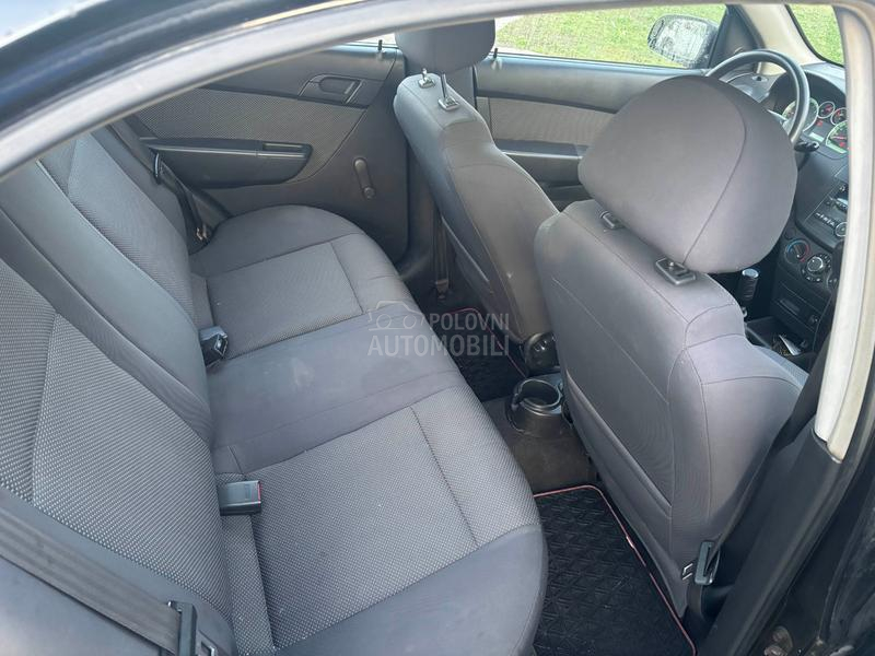 Chevrolet Aveo 