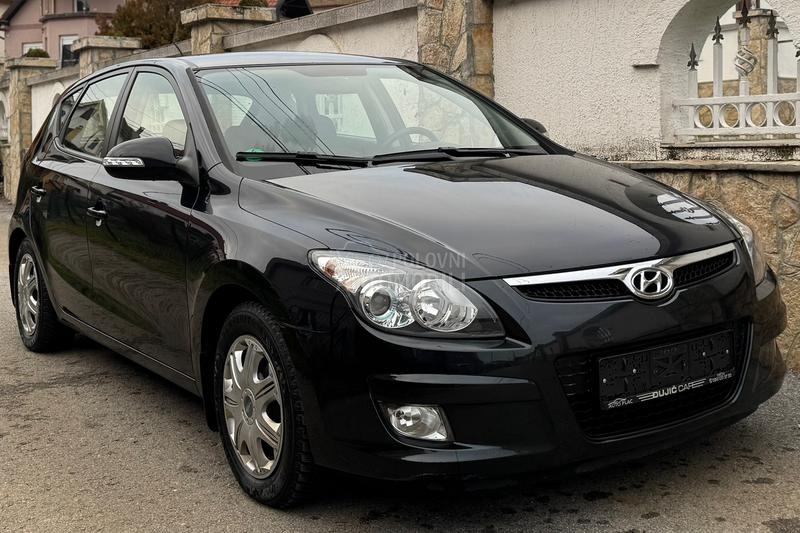 Hyundai i30 1.4 B
