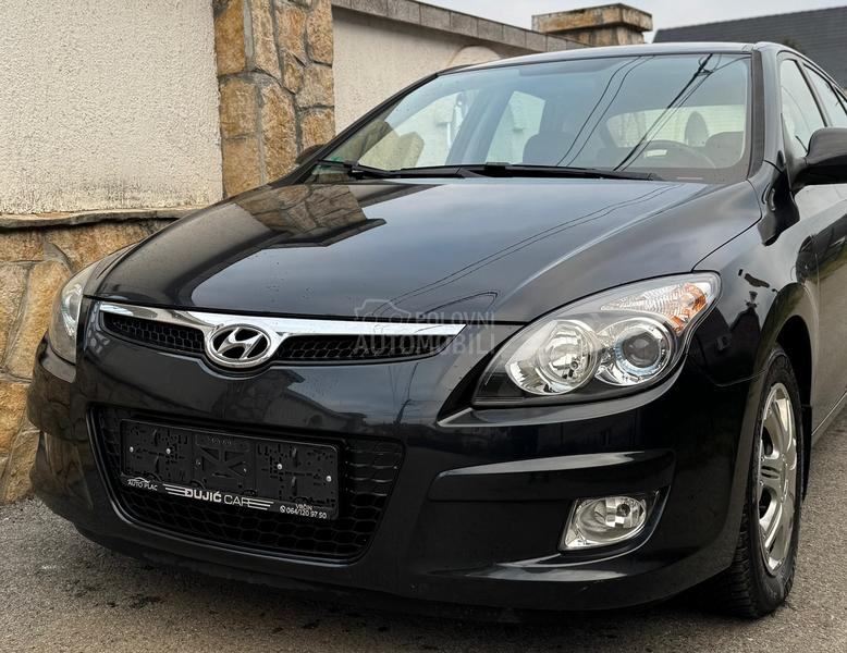 Hyundai i30 1.4 B