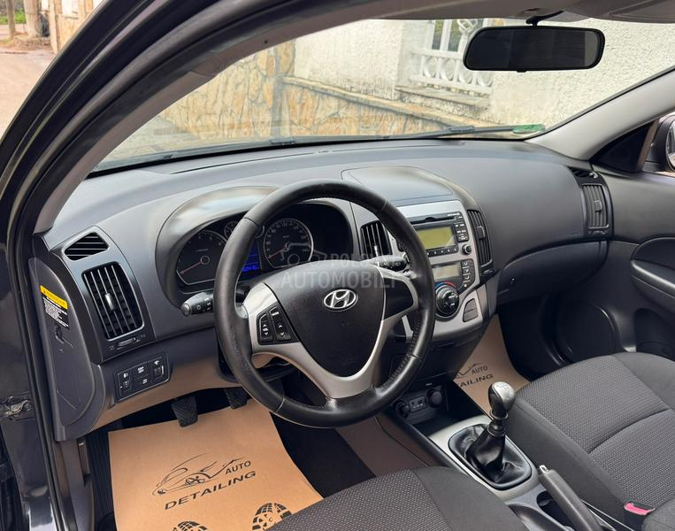 Hyundai i30 1.4 B