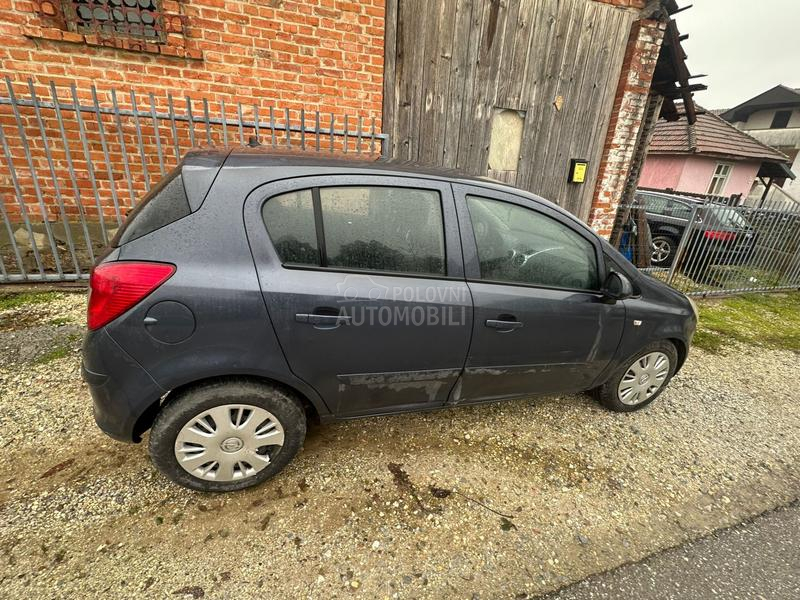 Opel Corsa D 