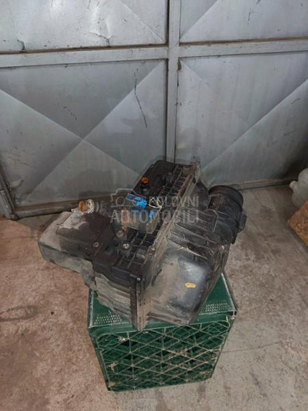 Kuciste filter vazduha