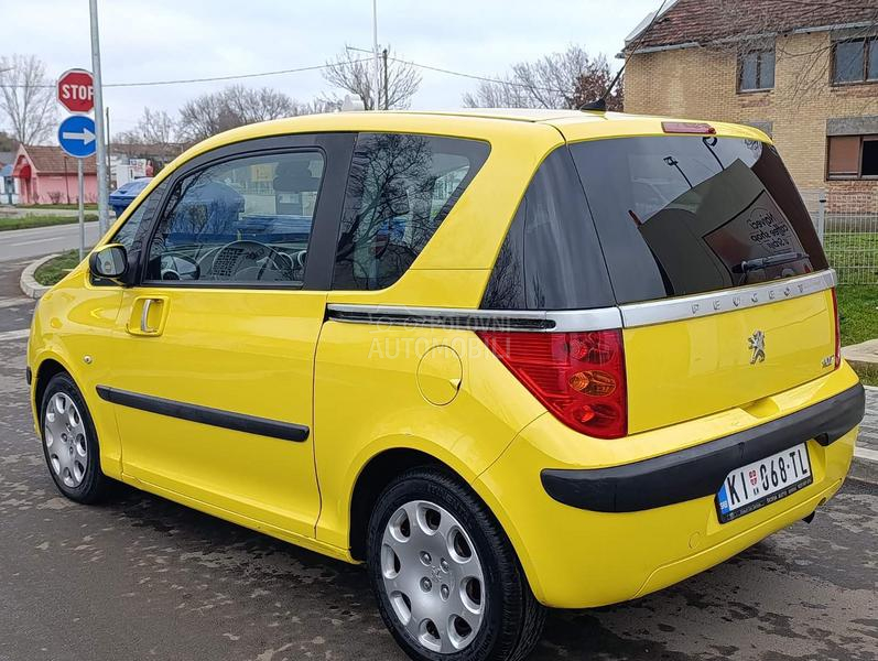 Peugeot 1007 