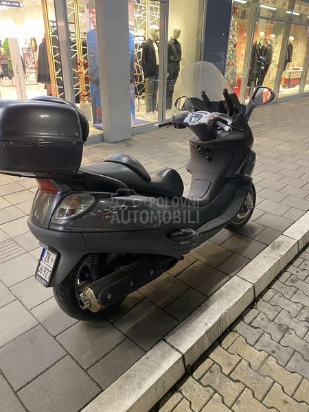 Piaggio X9 500 Evolution