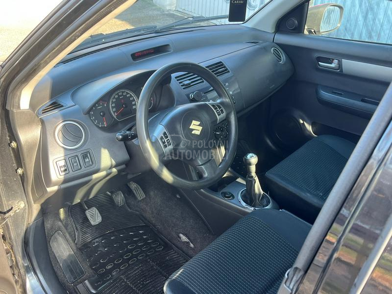 Suzuki Swift 1.3