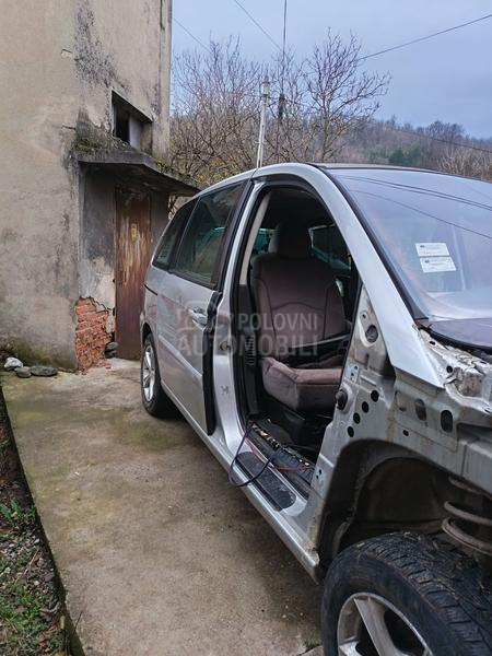 Delovi za Citroen C8 2003. god.