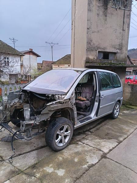 Delovi za Citroen C8 2003. god.