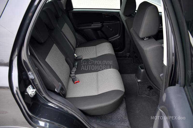 Fiat Sedici 2.0 MJET / 4x4 / CH