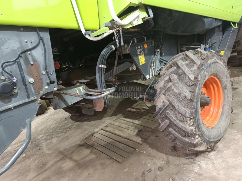 Claas Lexion 560