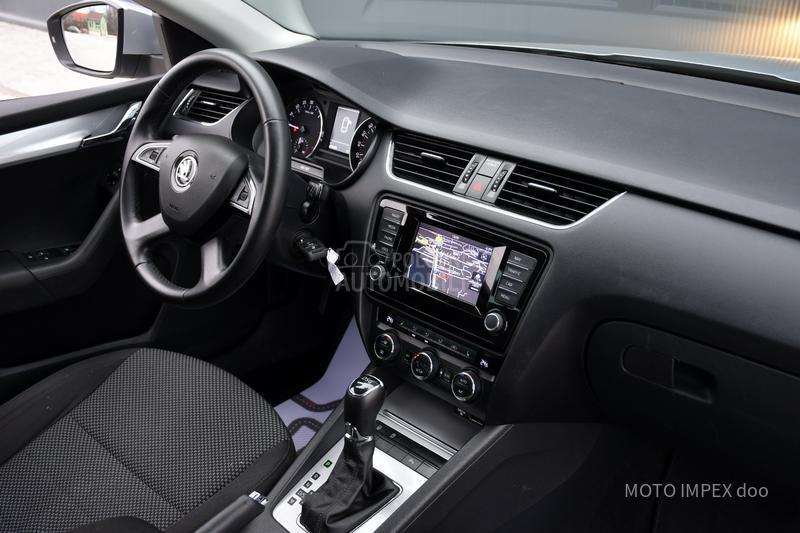 Škoda Octavia 2.0 TDI / DSG / CH