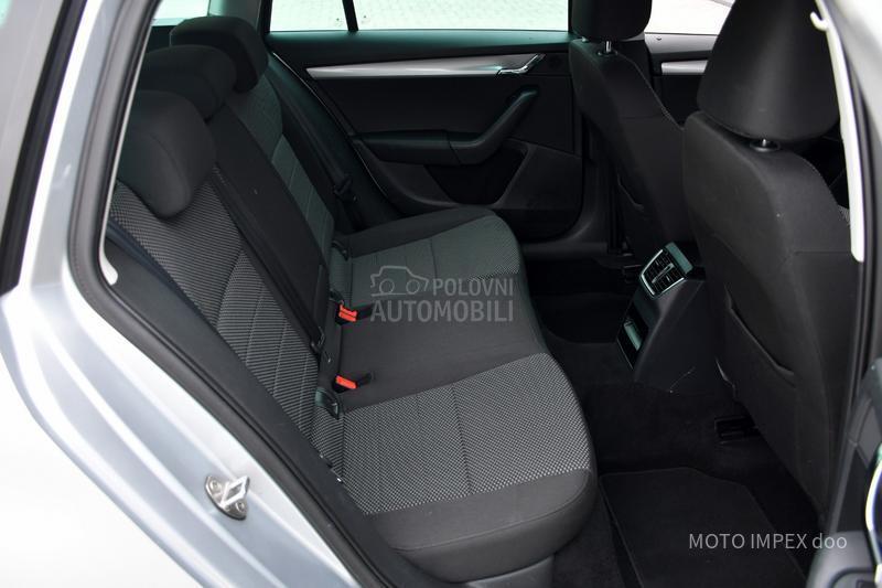 Škoda Octavia 2.0 TDI / DSG / CH