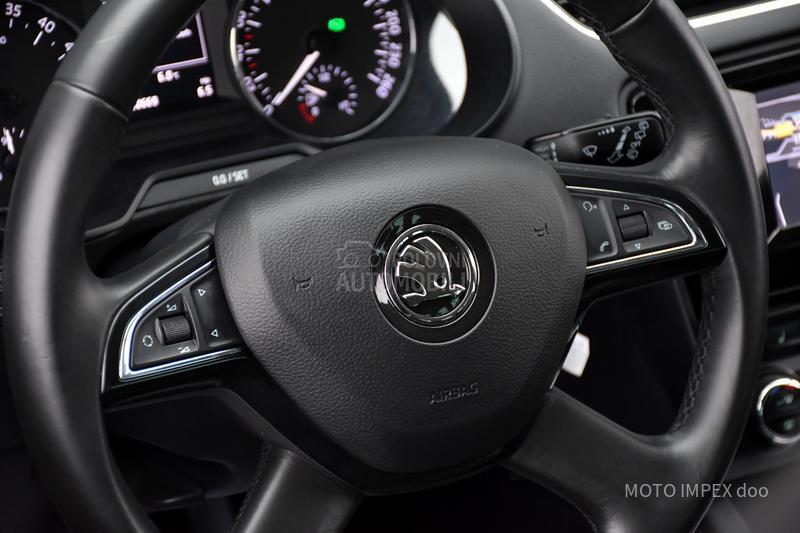 Škoda Octavia 2.0 TDI / DSG / CH