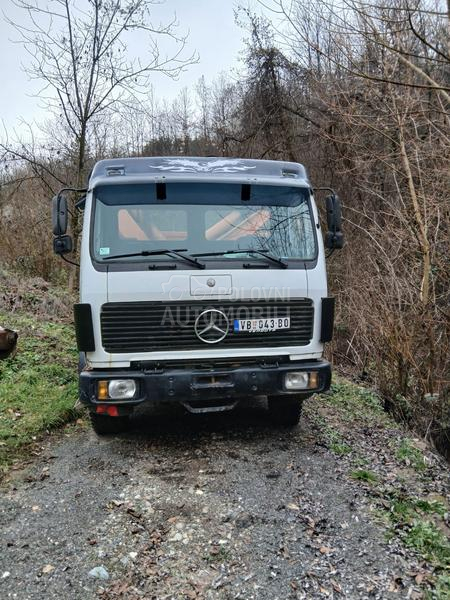 Mercedes Benz 1622