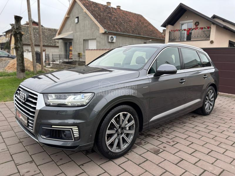 Audi Q7 ETRON/S/PANO/VIRT