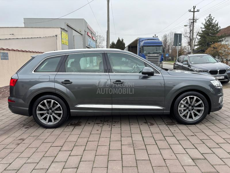 Audi Q7 ETRON/S/PANO/VIRT
