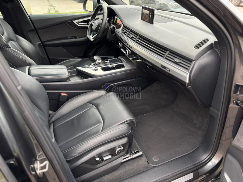 Audi Q7 ETRON/S/PANO/VIRT