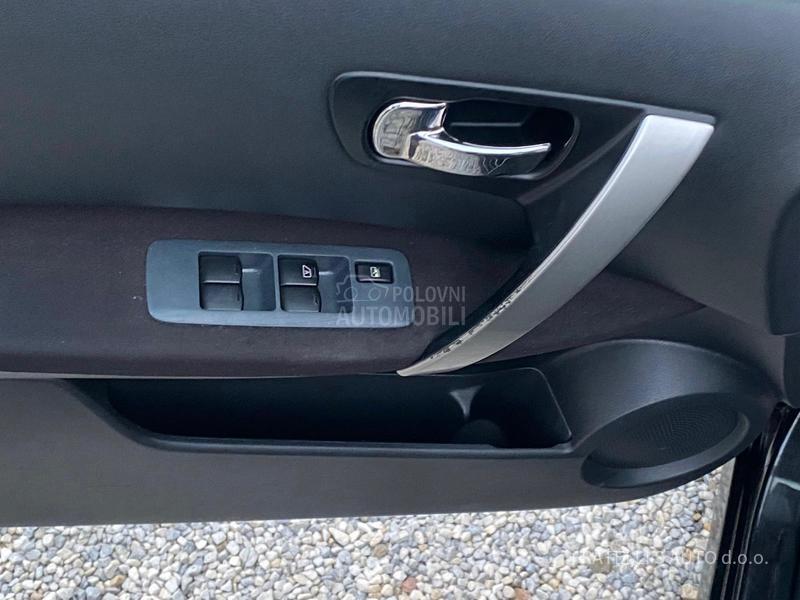 Nissan Qashqai URADJEN VELlKI SERVI