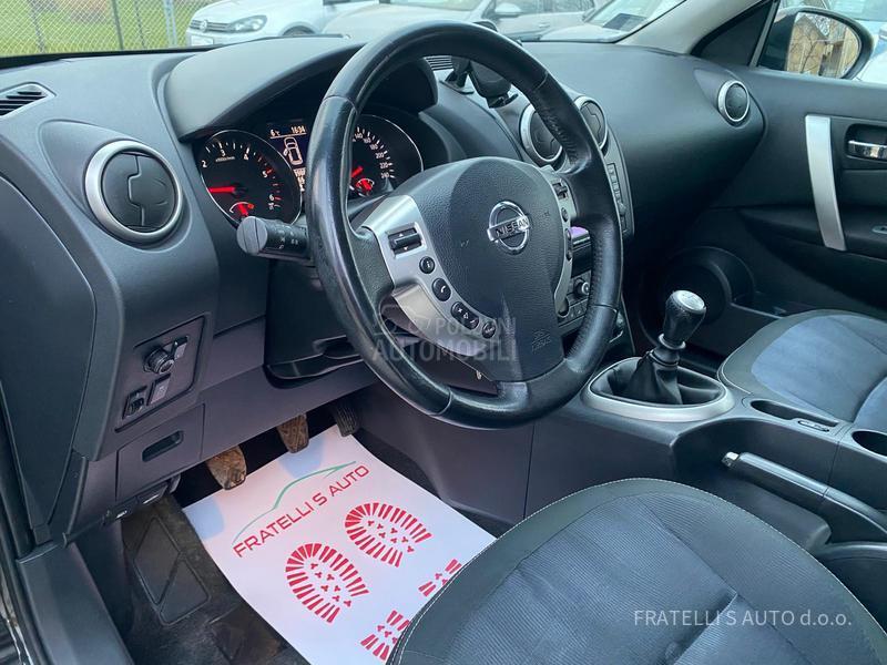 Nissan Qashqai URADJEN VELlKI SERVI