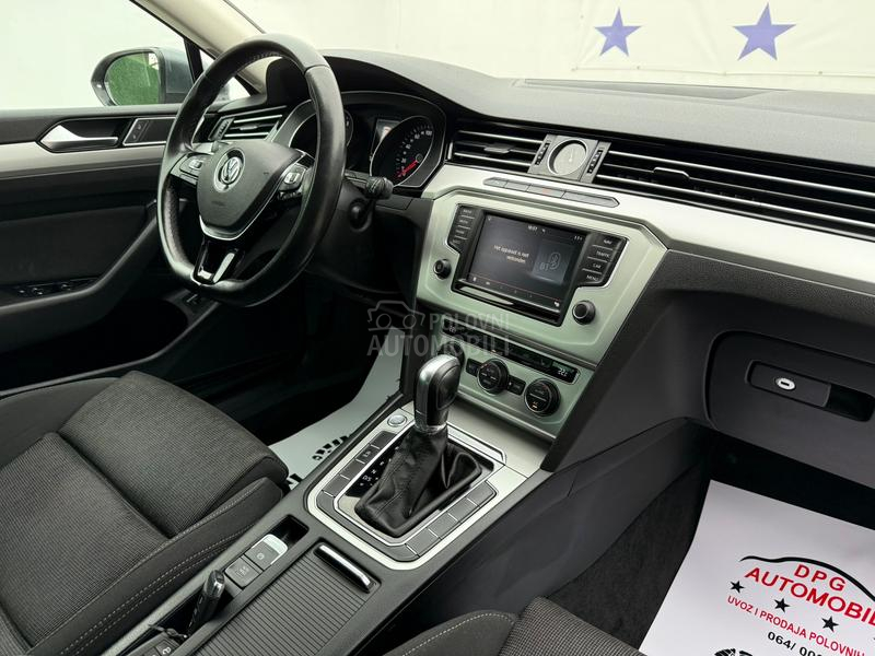 Volkswagen Passat B8 1.6TDI DSG/MATRX/FUL