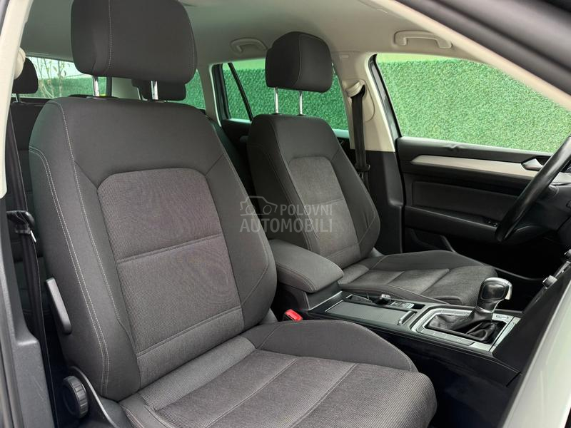 Volkswagen Passat B8 1.6TDI DSG/MATRX/FUL