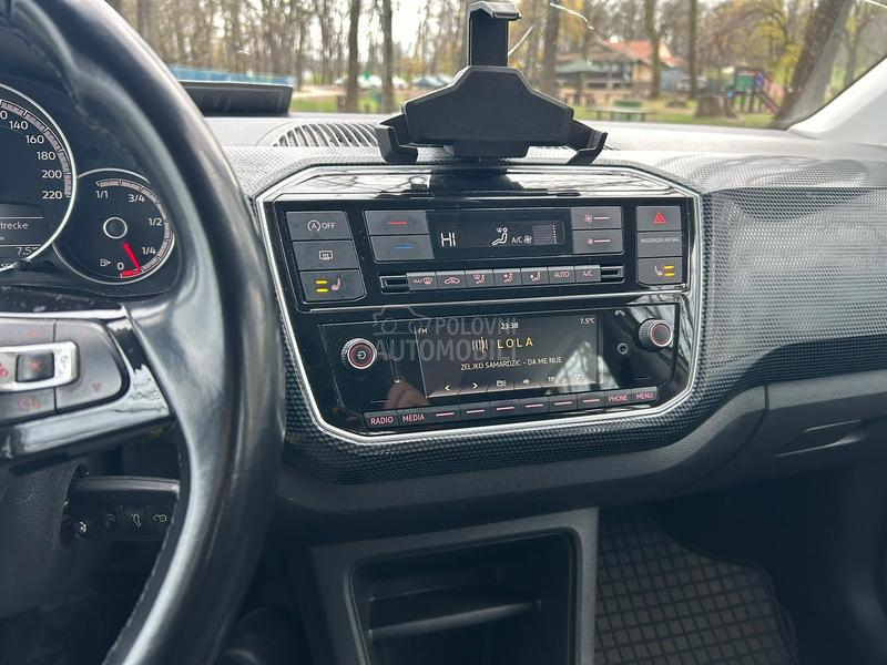 Volkswagen up! 1,0i Comfortline