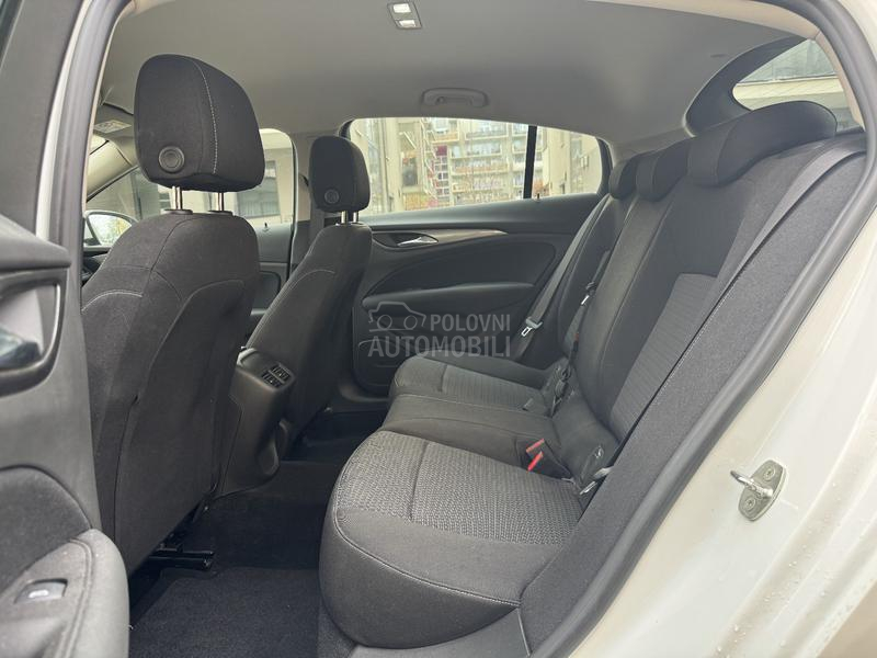 Opel Insignia 1,5 CDTI DVH Edition
