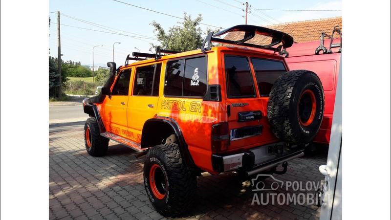 Nissan Patrol y60