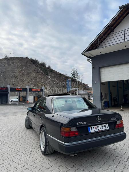Mercedes Benz E 250 