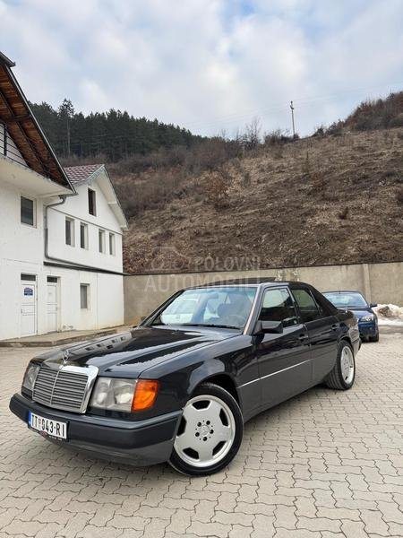 Mercedes Benz E 250 