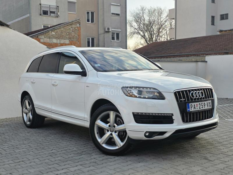 Audi Q7 