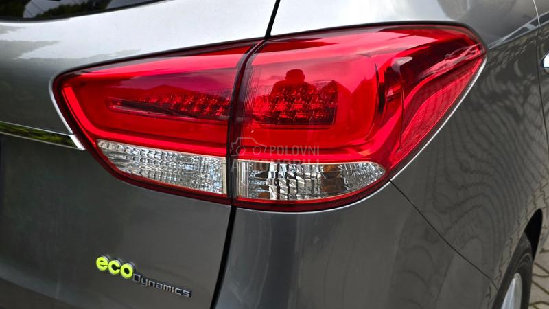 Kia Carens 