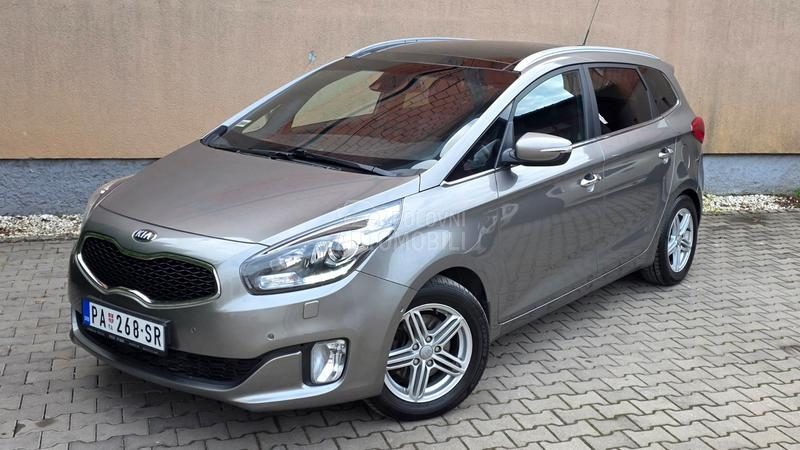 Kia Carens 