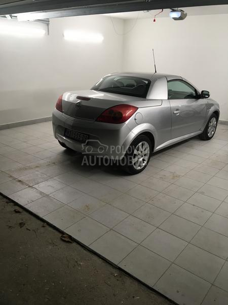 Opel Tigra multimedija