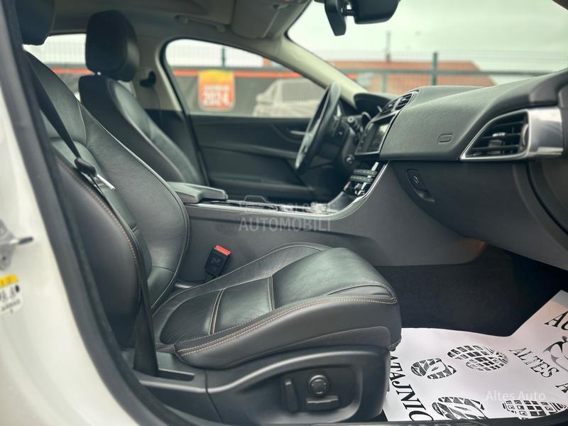Jaguar XE 2.0D Portfolio