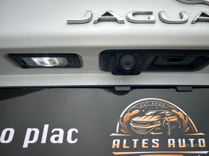 Jaguar XE 2.0D Portfolio