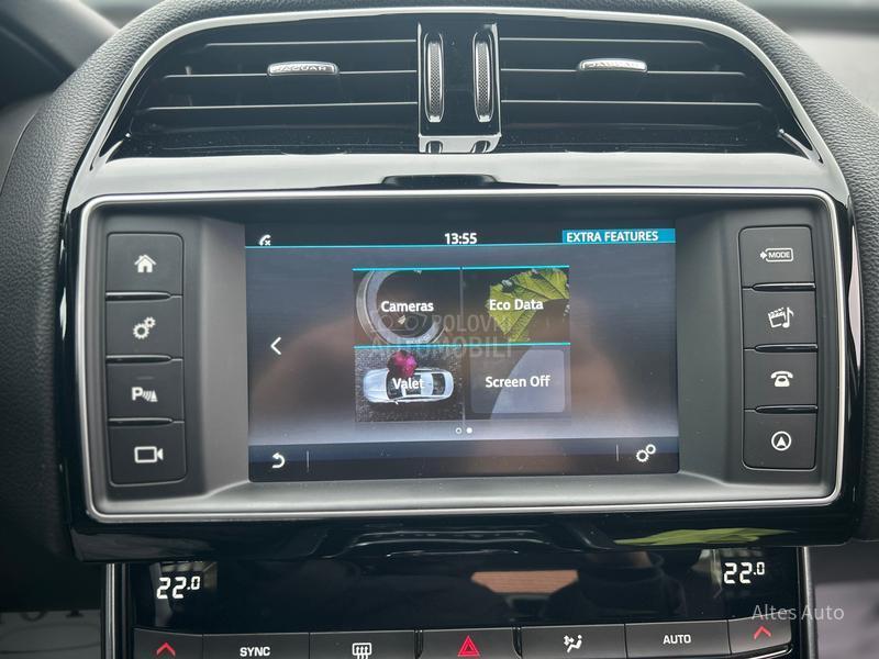 Jaguar XE 2.0D Portfolio