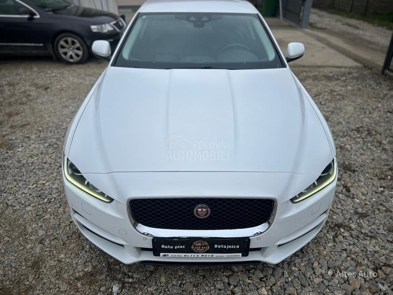 Jaguar XE 2.0D Portfolio