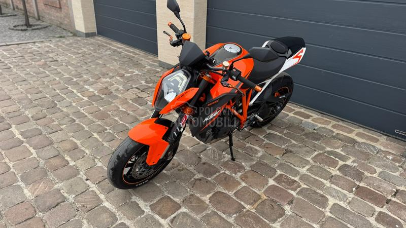 KTM Super Duke R THE Beast